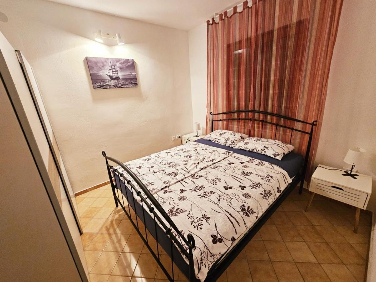 ורסי Apartman Mihaela מראה חיצוני תמונה